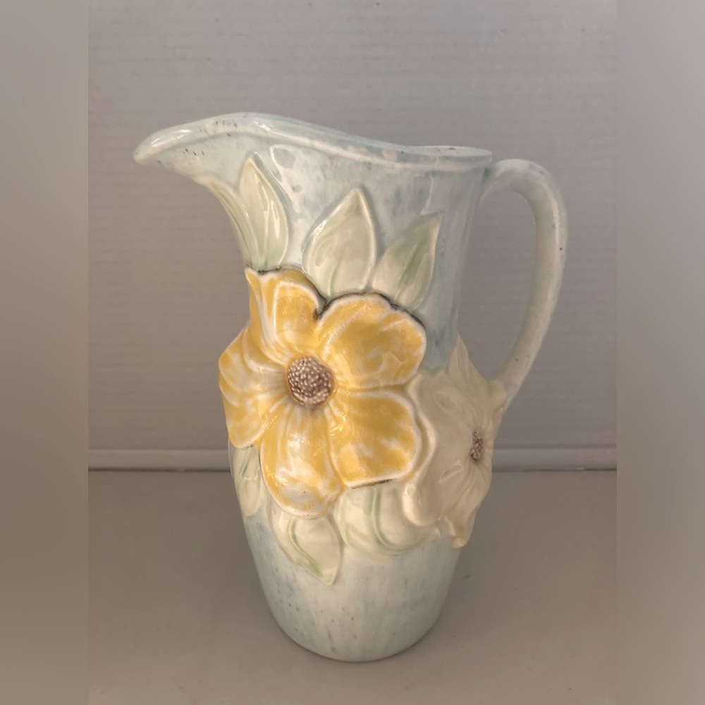 Vtg Holland Mold Floral Pitcher